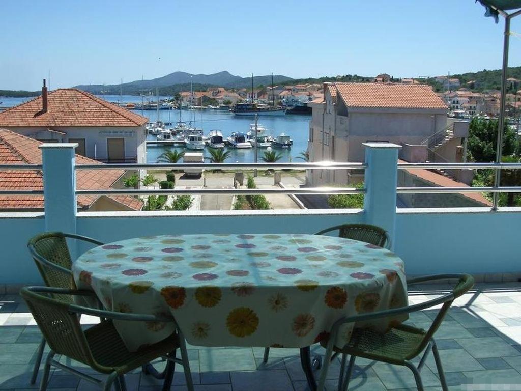 Apartment In Kukljica With Sea View, Terrace, Air Conditioning, Wi-Fi Exteriér fotografie